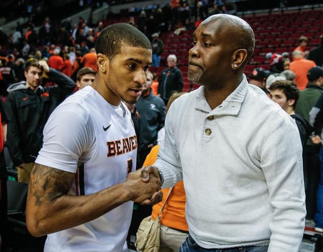 后卫线将成 后卫线将成